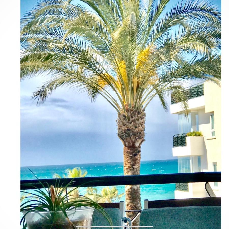 Mi Capricho Beachfront- P301 Apartment With Sea View Sitio de Calahonda Екстер'єр фото